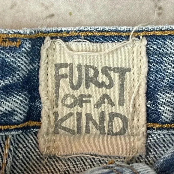 LF Furst of A Kind High Rise Denim Shorts Levis O Ring  Distressed Festival Jean - Picture 2 of 8